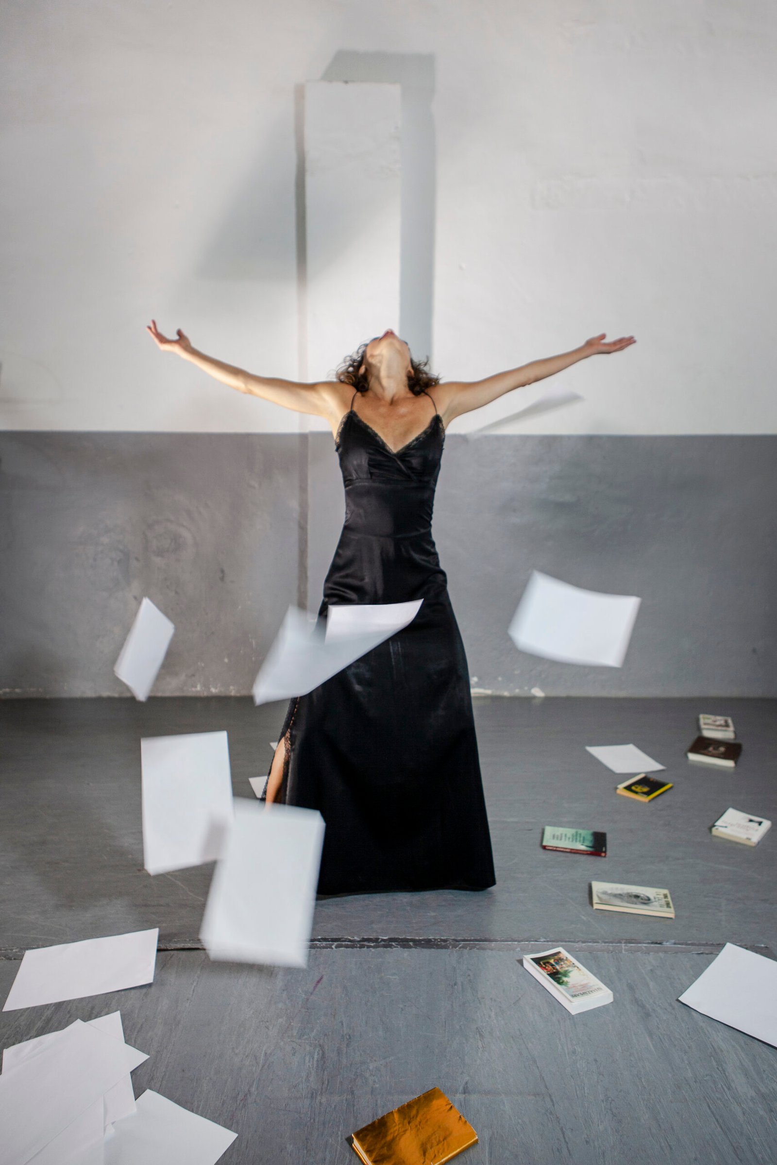 FOTOS para seccion PROYECTOS _ LA VOZ EN MI -Pieza bailada _Las fotos son de Francisco Reina